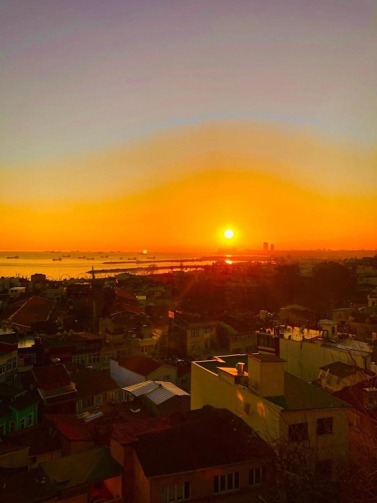 Theodian Hotel Istanbul Ngoại thất bức ảnh